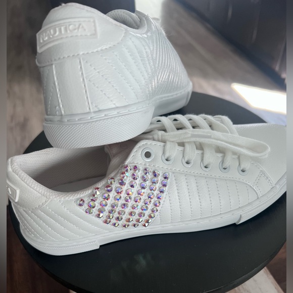 Nautica Shoes - NWOT Nautica Sneakers